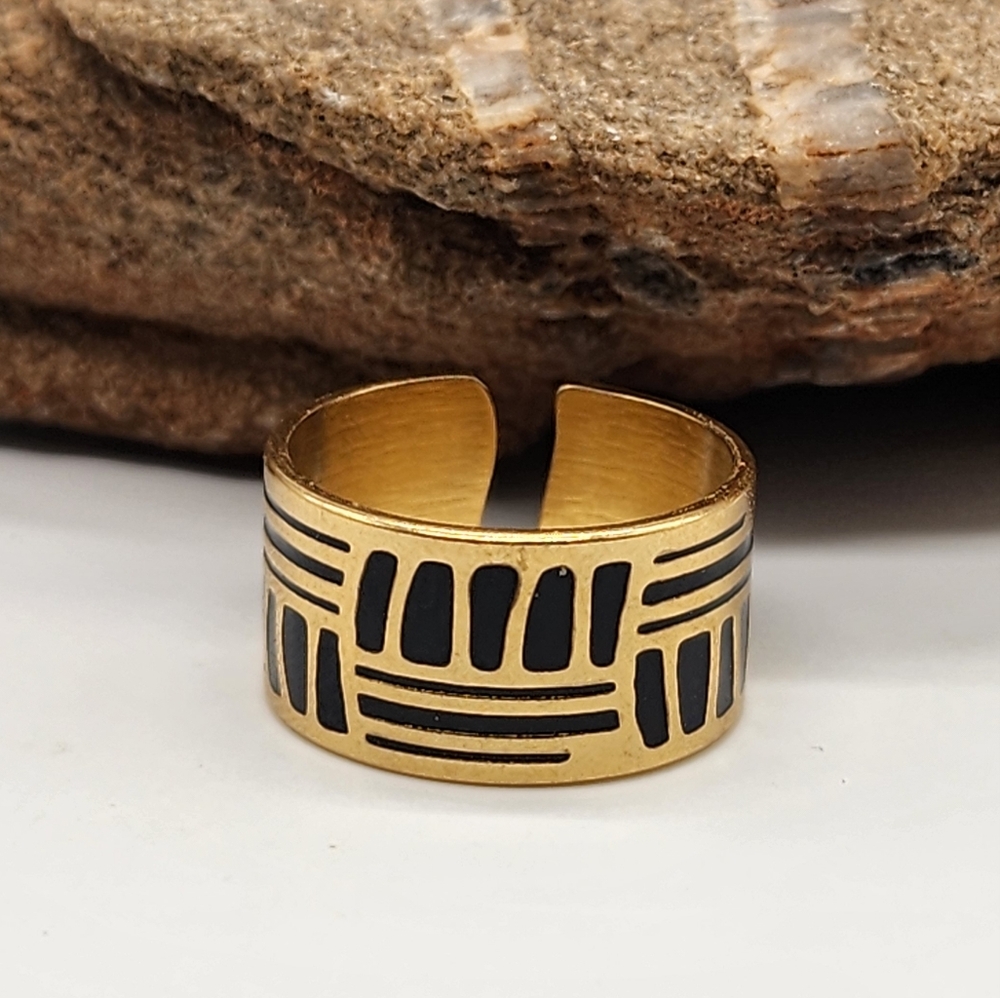 FP Jewelry JOY 14 kt Gold plated Black Enameled Ring Hypoallergenic Boho